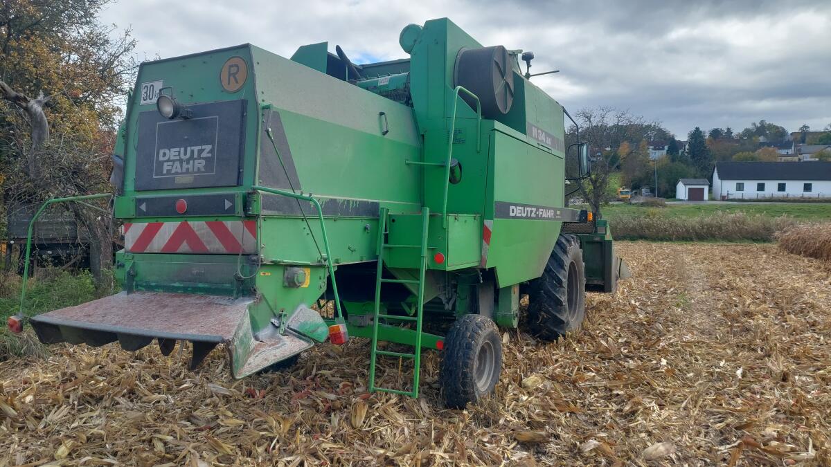 Verkaufe Mähdrescher Deutz-Fahr 34.80 3