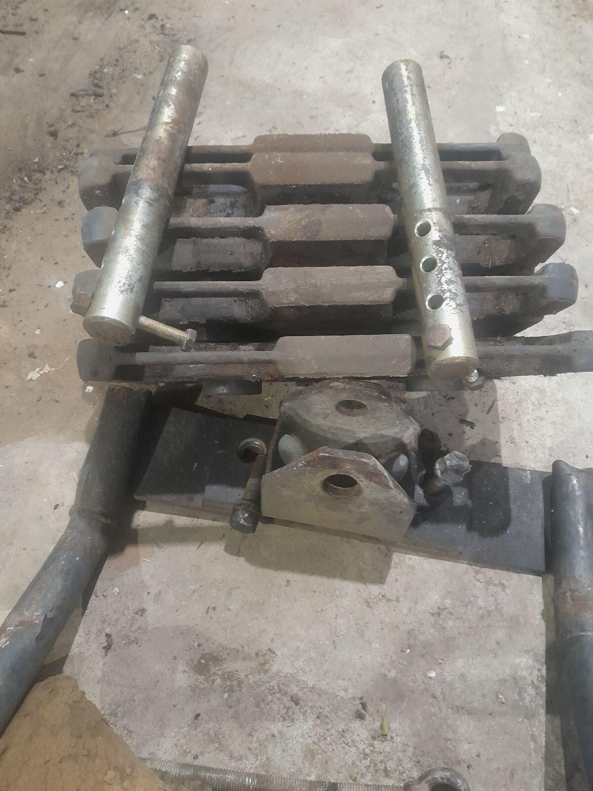 Verkaufe 5 Stk. Steyr Frontgewichte 1