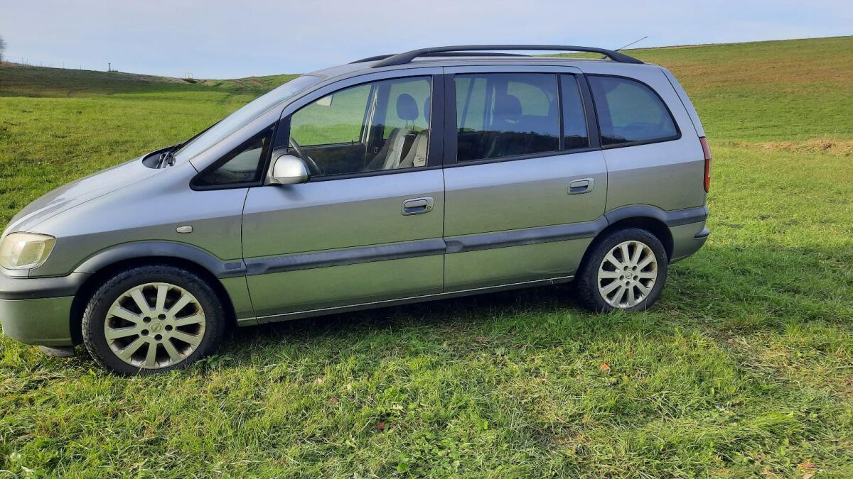 Verkaufe Auto Opel Zafira 1
