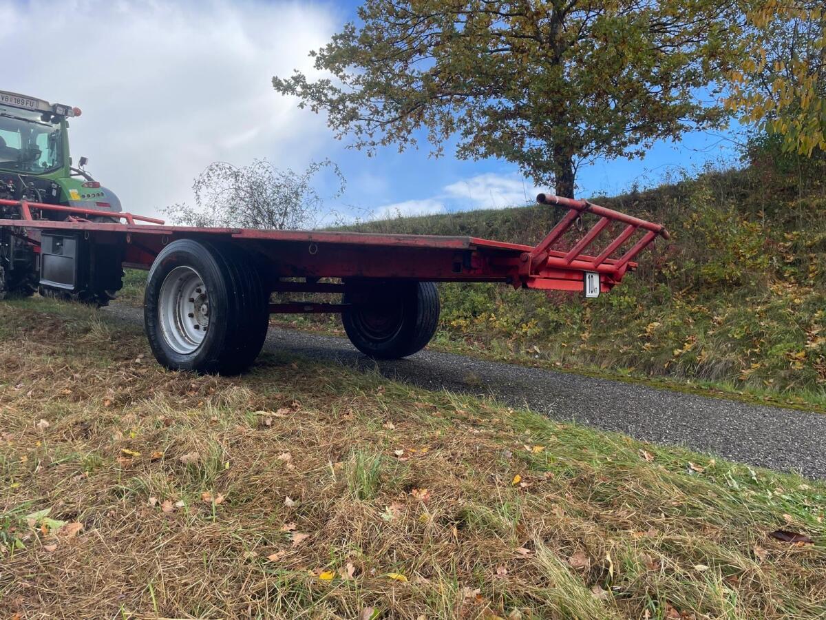 Ballenwagen / Plateau-Anhänger 1