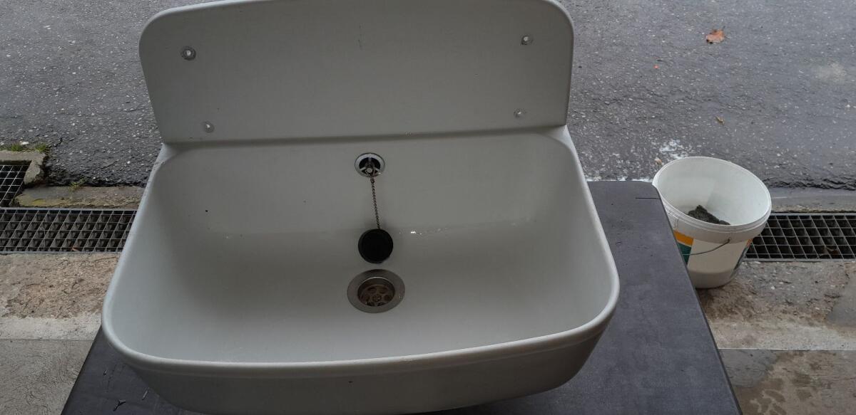 Kunststoff Waschbecken 1