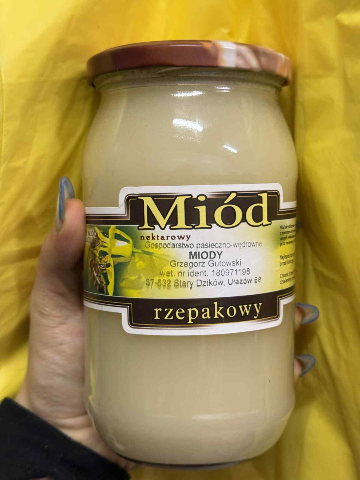 ZŁOTO W SŁOIKU – prosto z pasieki na Podkarpaciu 1