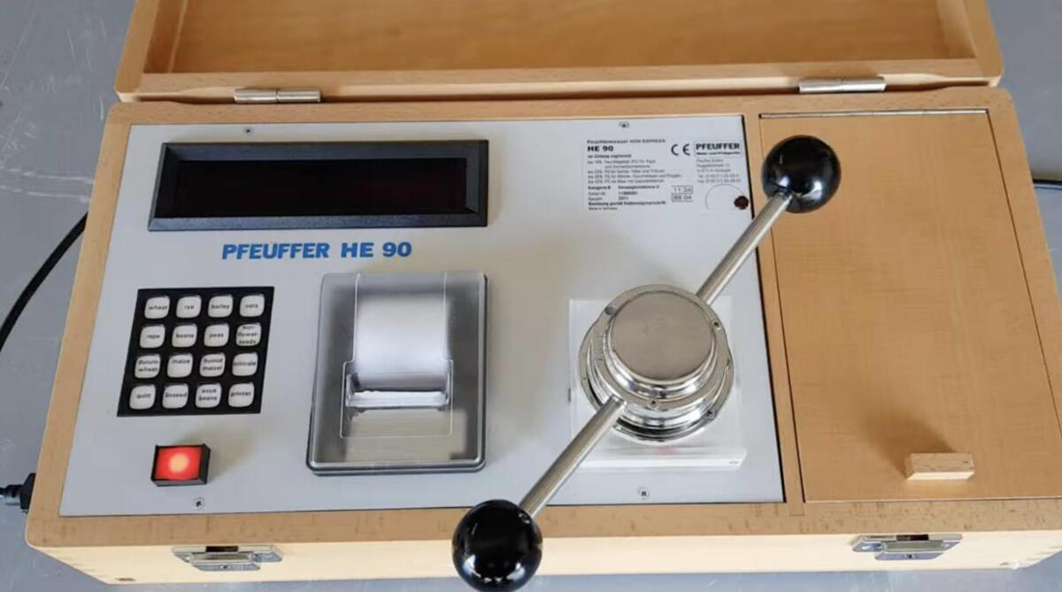 Pfeuffer HE 90 Getreidefeuchtemesser Feuchtemessgerät 1