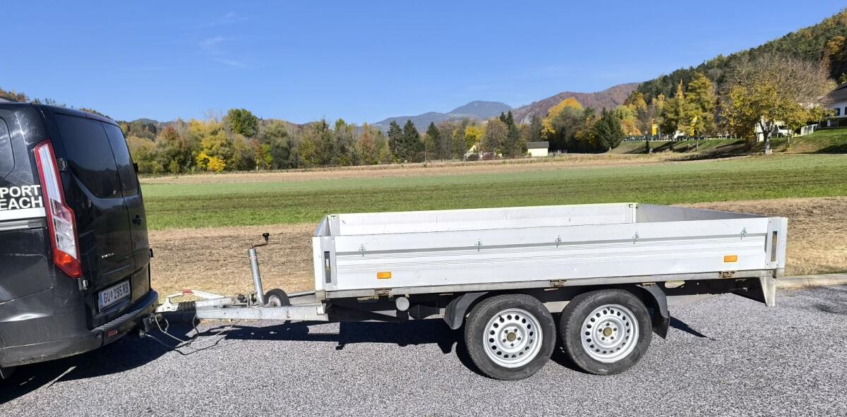 PKW-Anhänger gebremst von JÖGREI 1