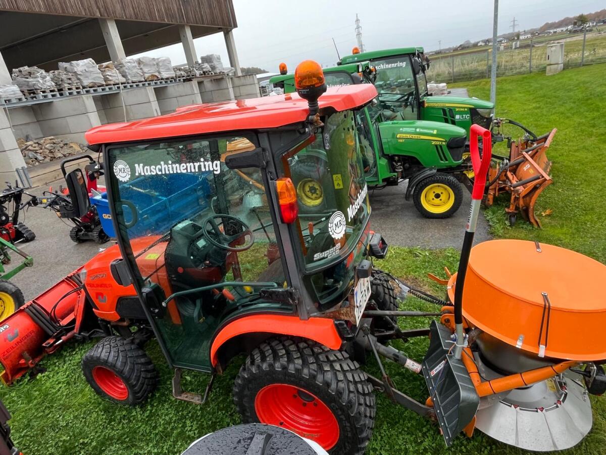 Traktor Kubota B 2650 3