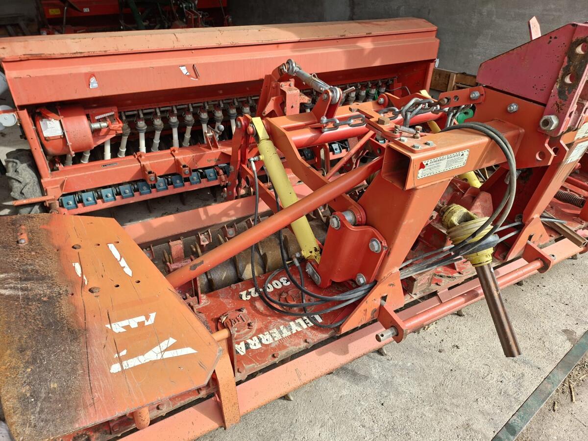 Reform Semo 99, Lely Terra 3 m 1