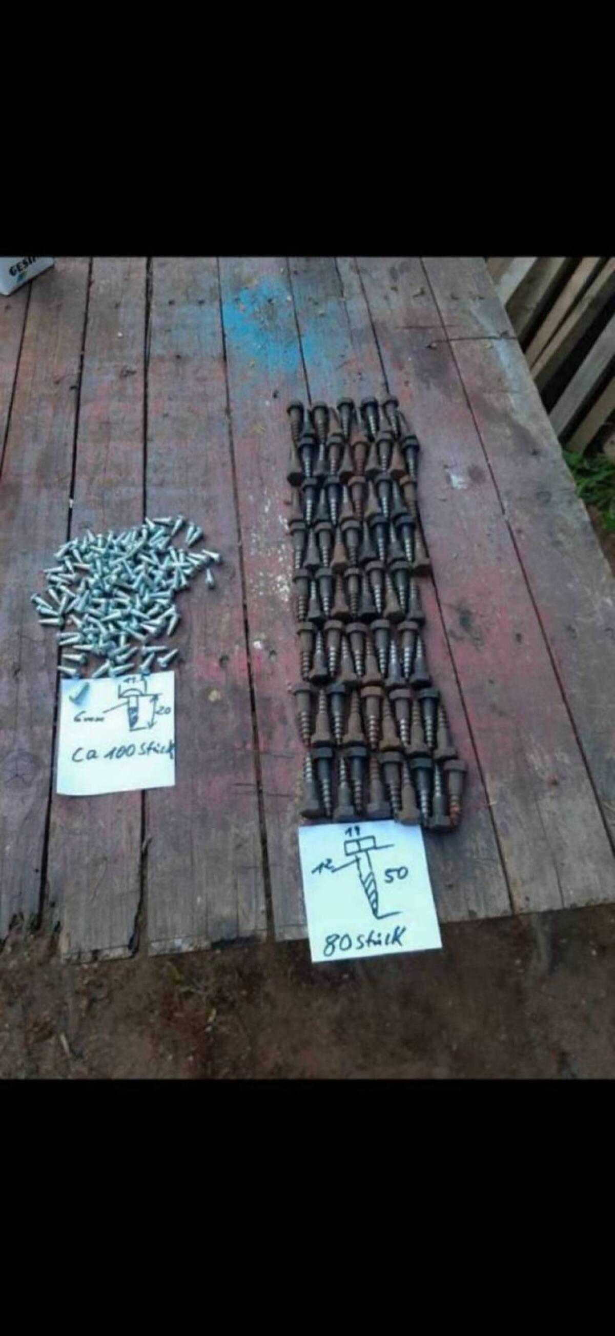 Schwarze Holzschrauben 1