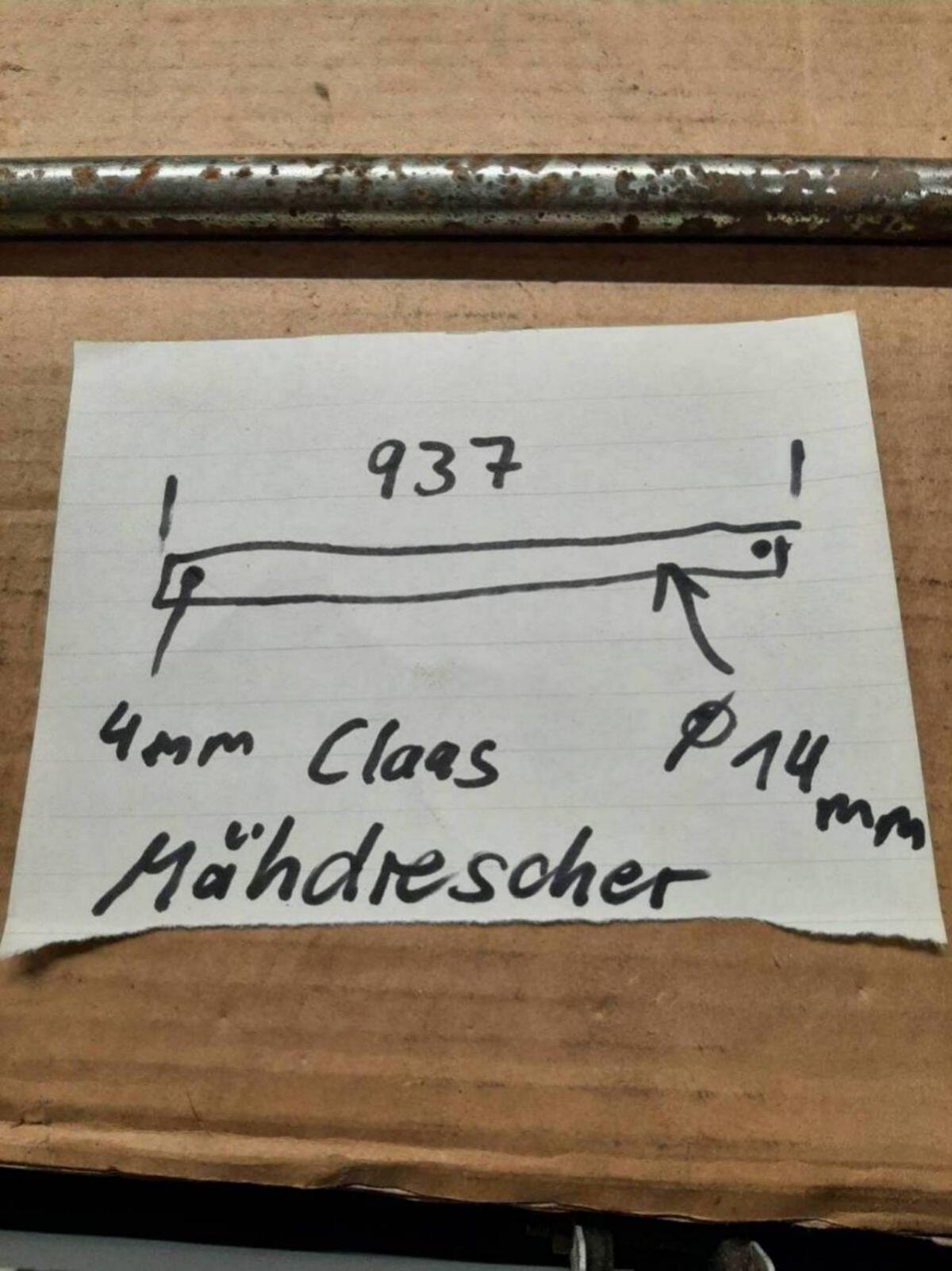 Rundstahl Claas Mähdrescher 2