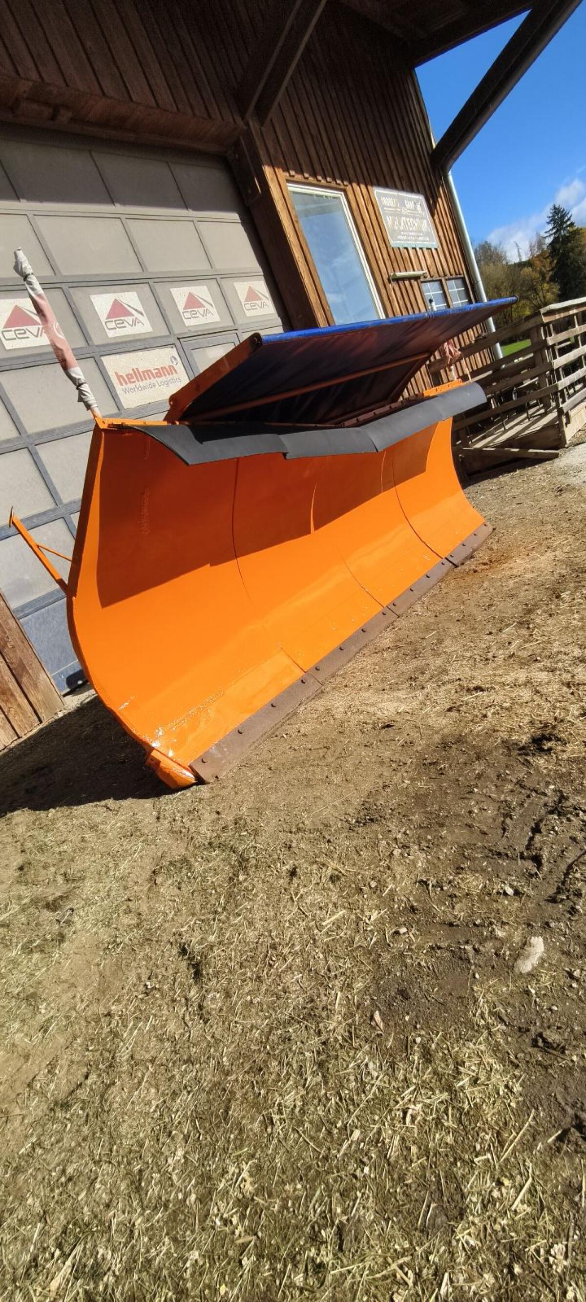 Kahlbacher Schneepflug STS 300 3