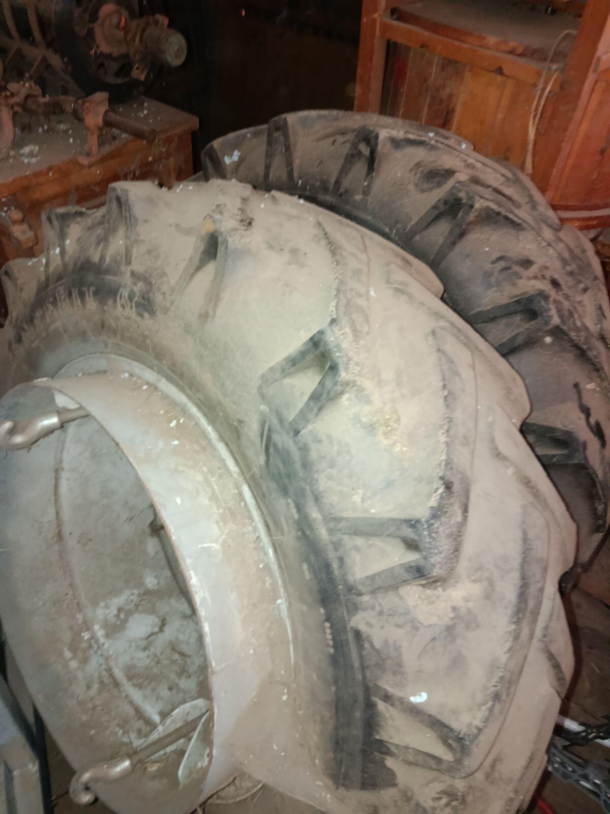 Zwillinge für Lindner 1650 3