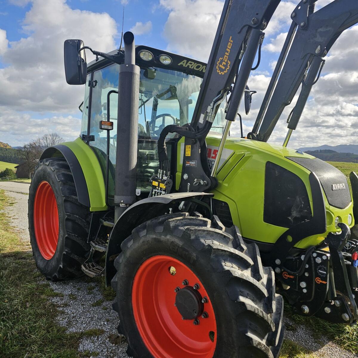 CLAAS Arion 410 2