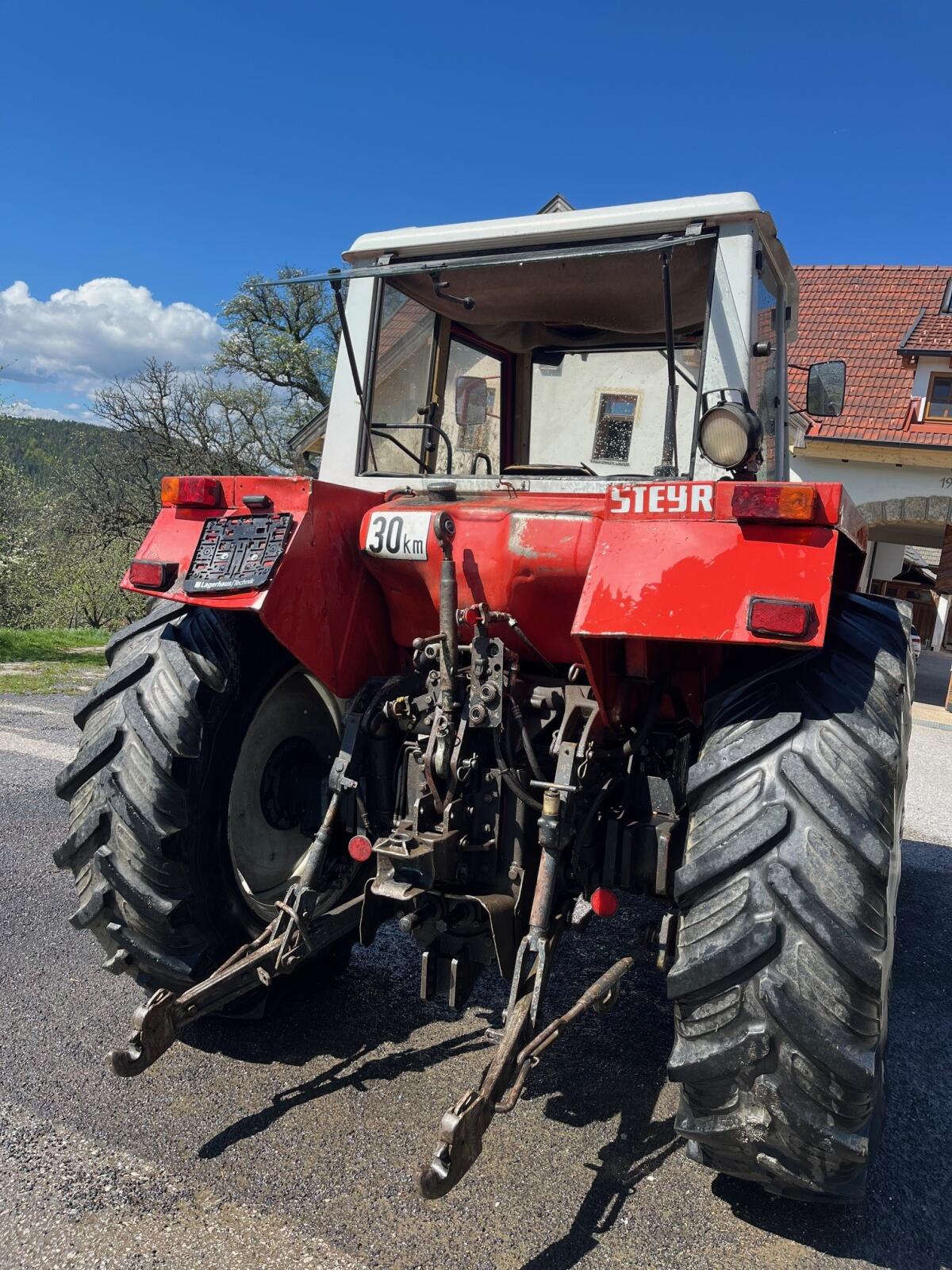 Steyr 8100 3
