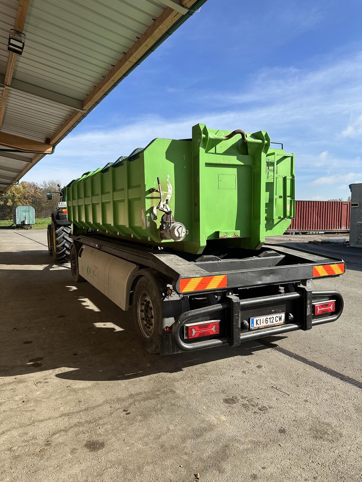 Güllezubringer / Tankwagen 2