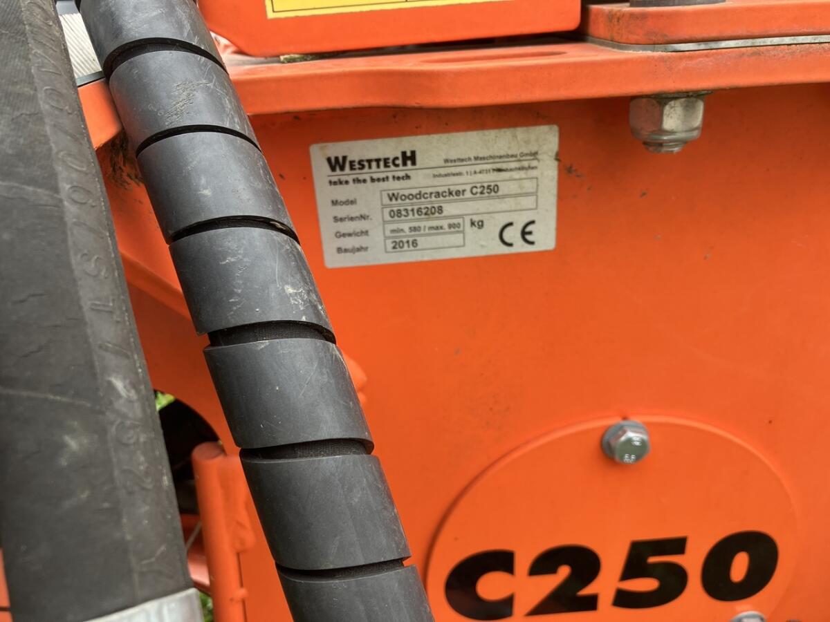 WESTECH Woodcracker C250 2