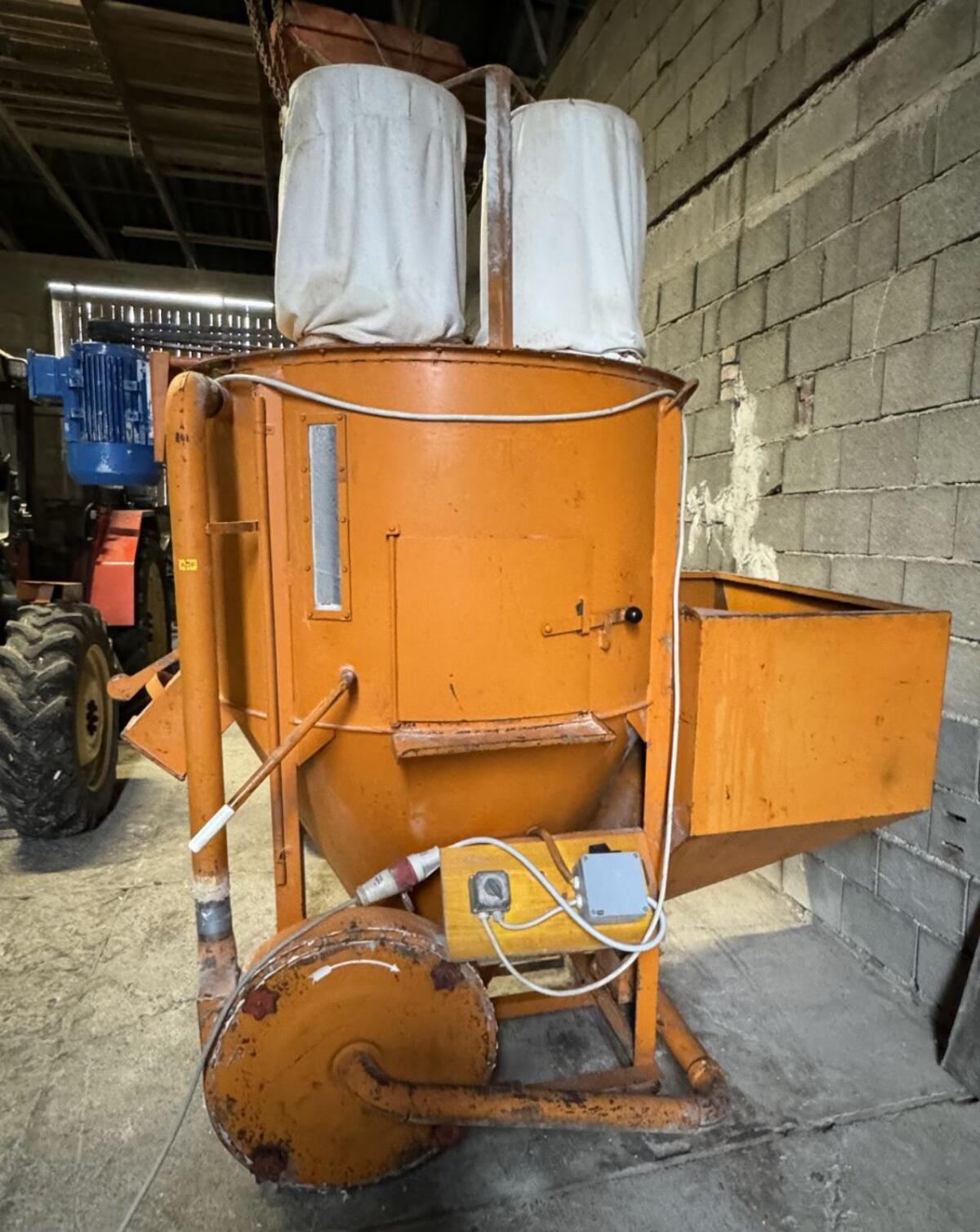 Getreide-/Schrotmühle (Type 750) 3