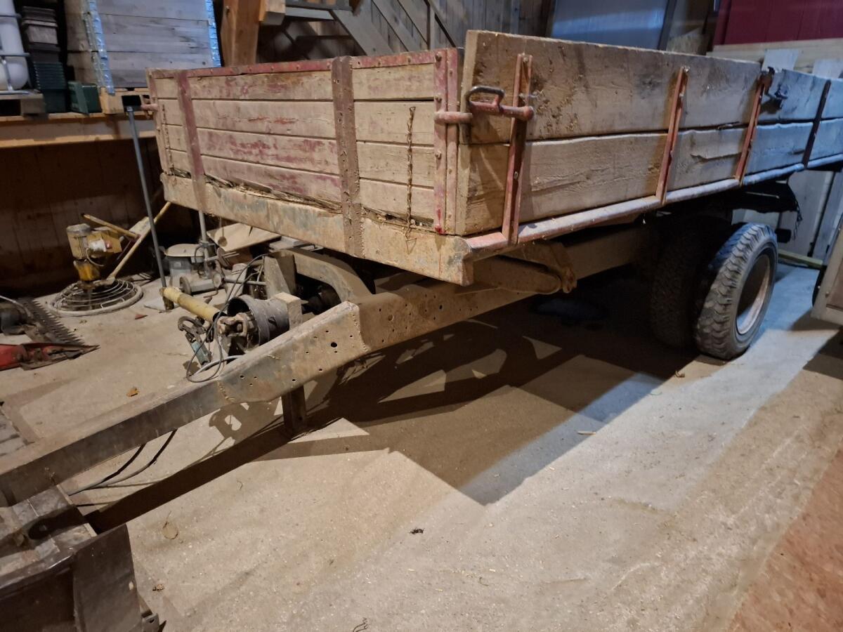 3-Seiten-Kipper Eigenbau 1