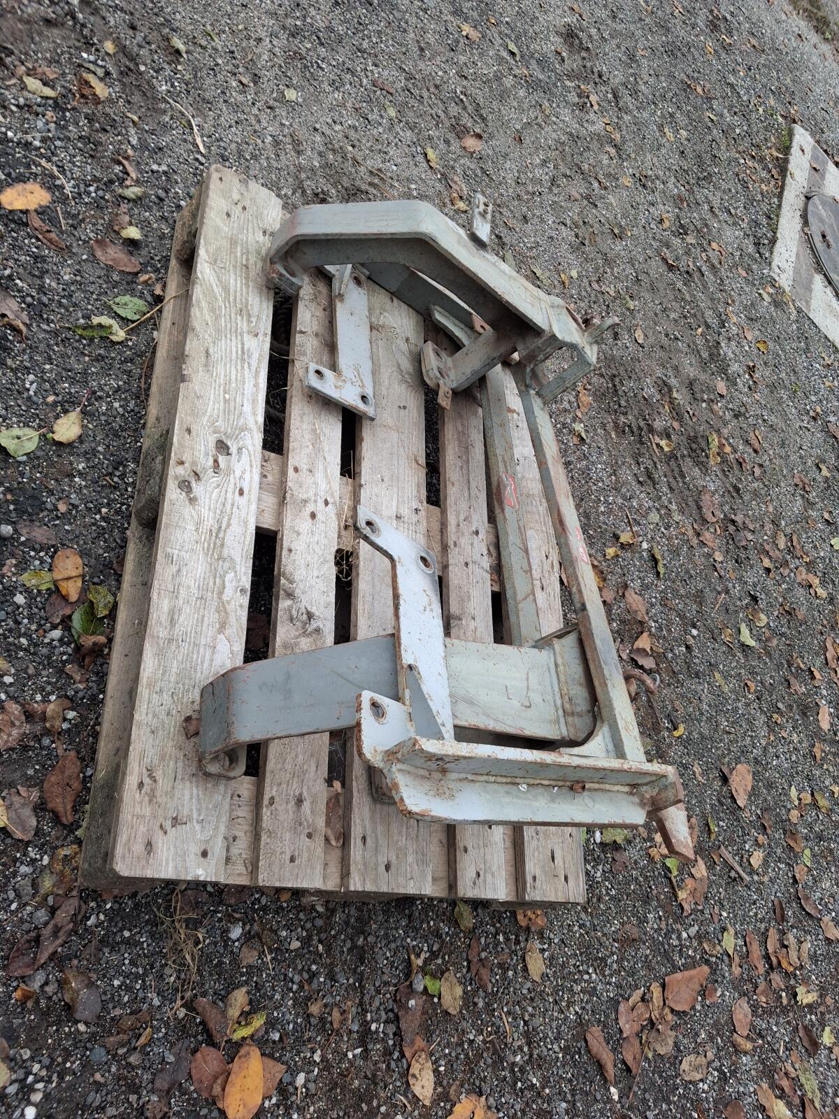 Hauer-Frontladerkonsole-N 2