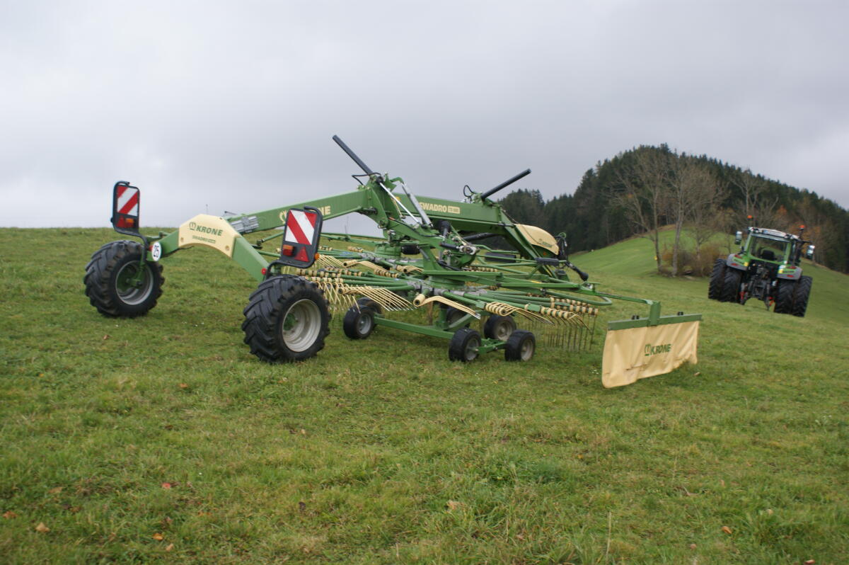 Krone TS 680 Seitenschwader 2