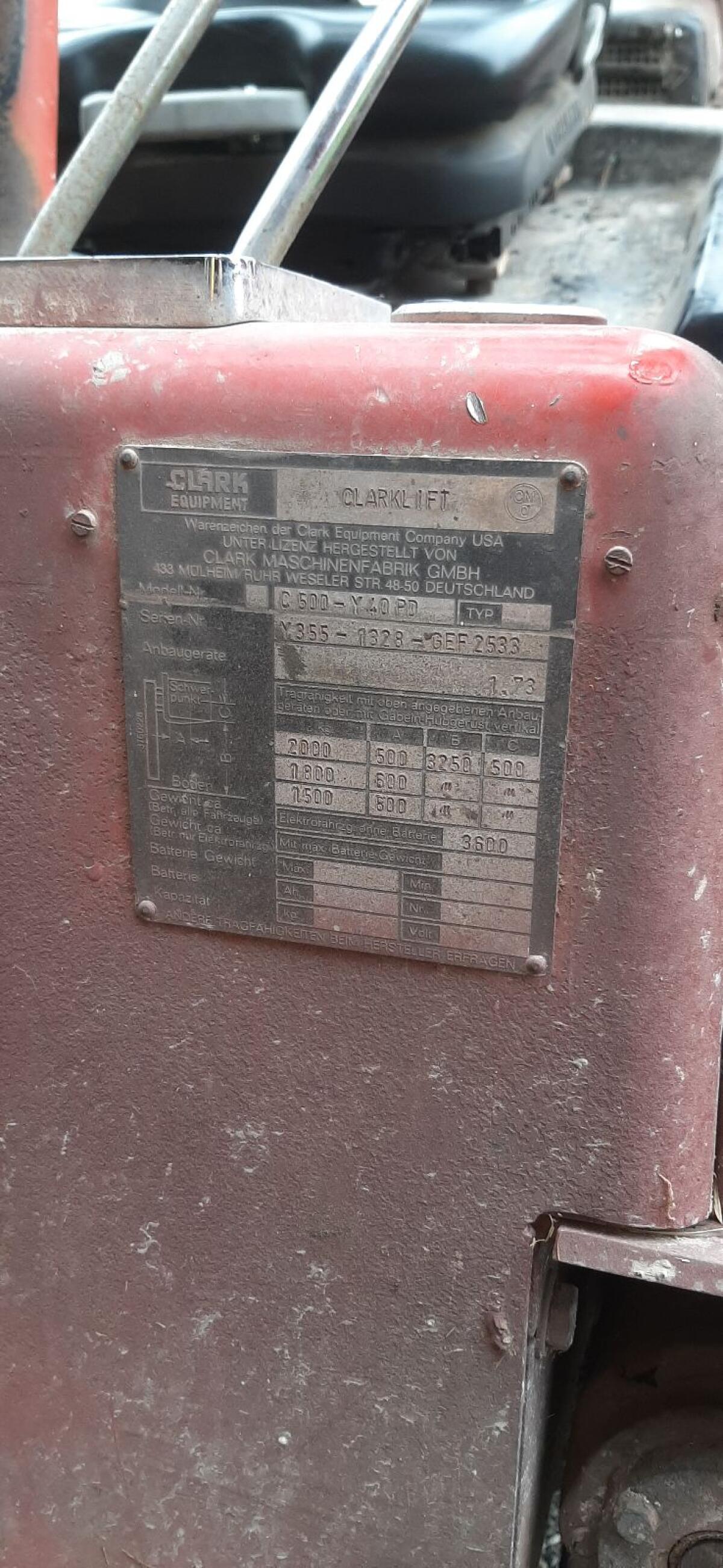 Gabelstapler Diesel Clark 3