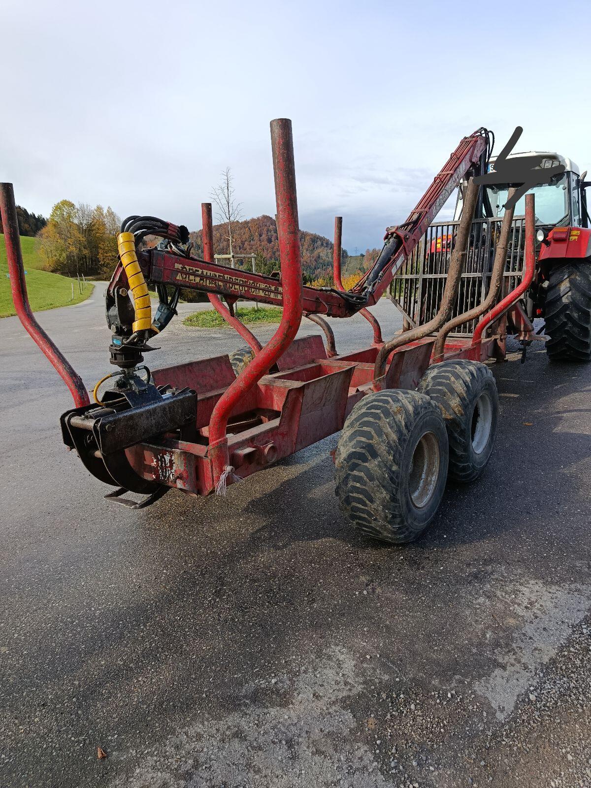 Verkaufe gebrauchten 10-t Forstanhänger mit Patu 595 3