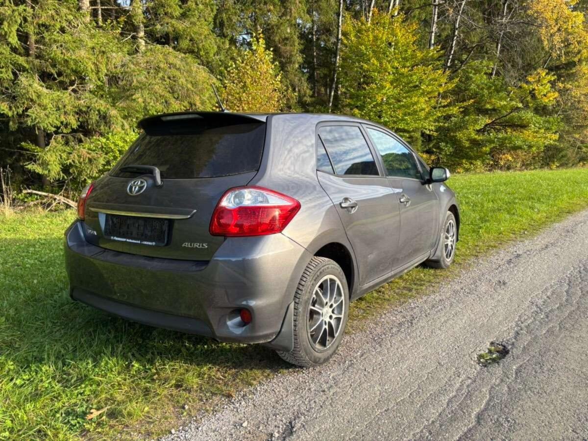 Toyota Auris 2.0 2