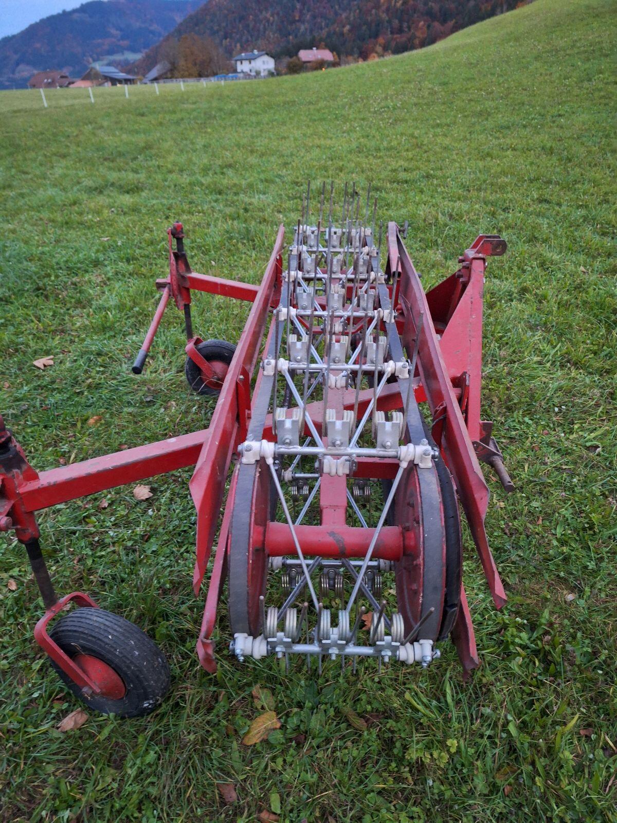 Pöttinger 2.20 Heuraupe 2