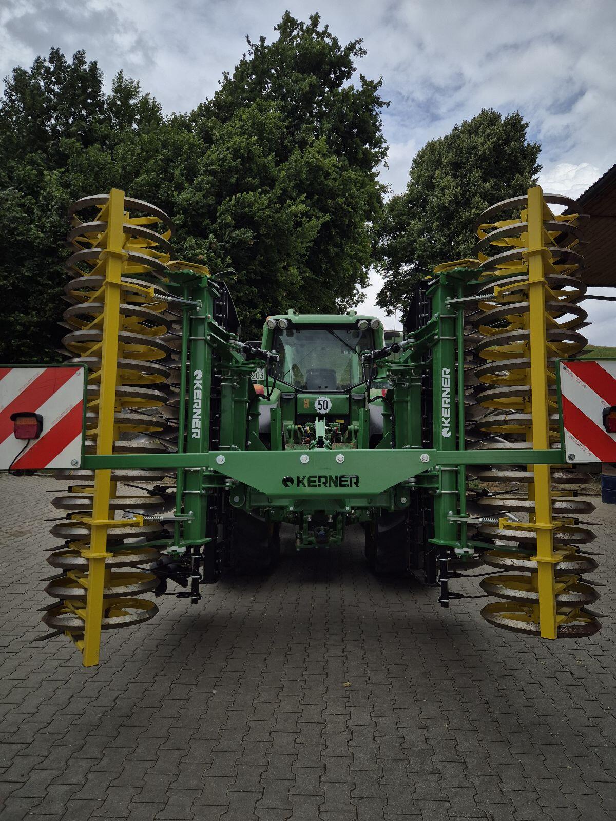 Kerner Helix 450 Kurzscheibenegge 1