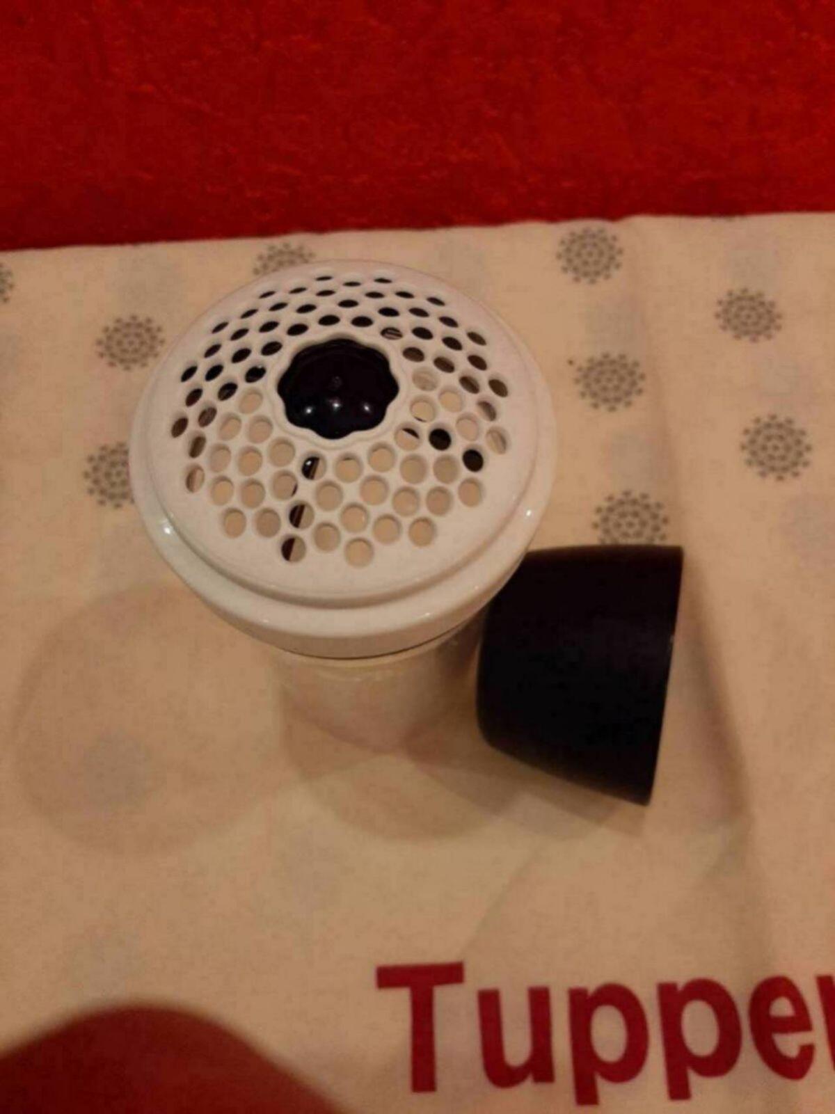 Tupperware Parmesankäse-Streuer 2