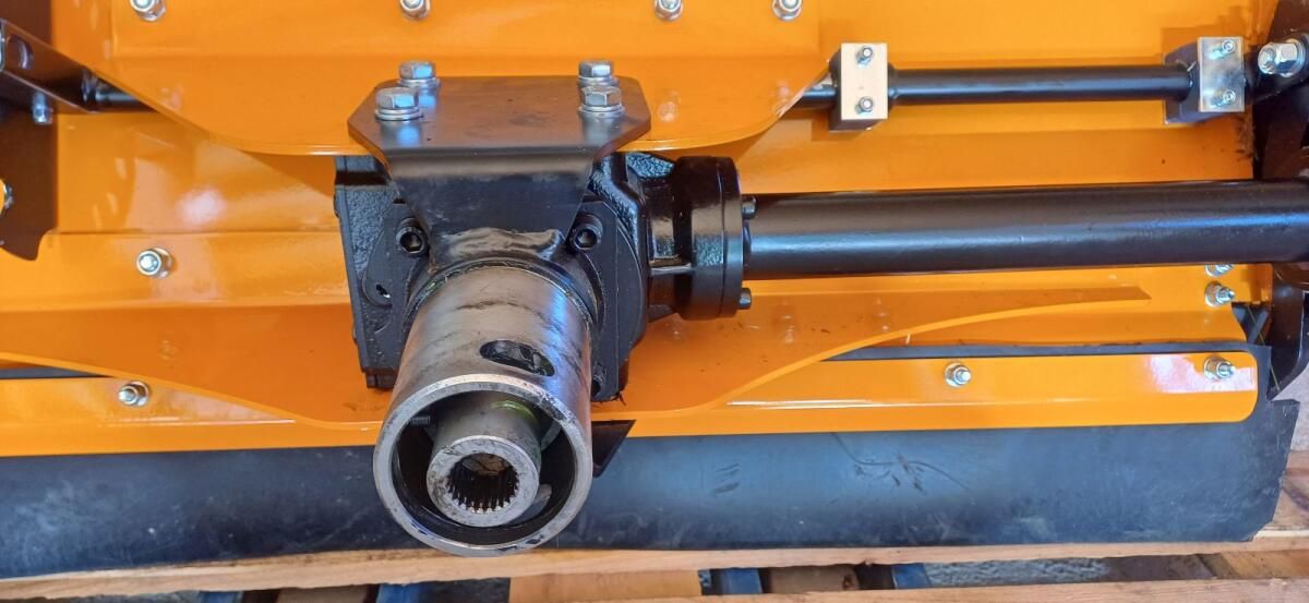 Procomas Mulcher RTK 120 mit Rapid Anbau 3