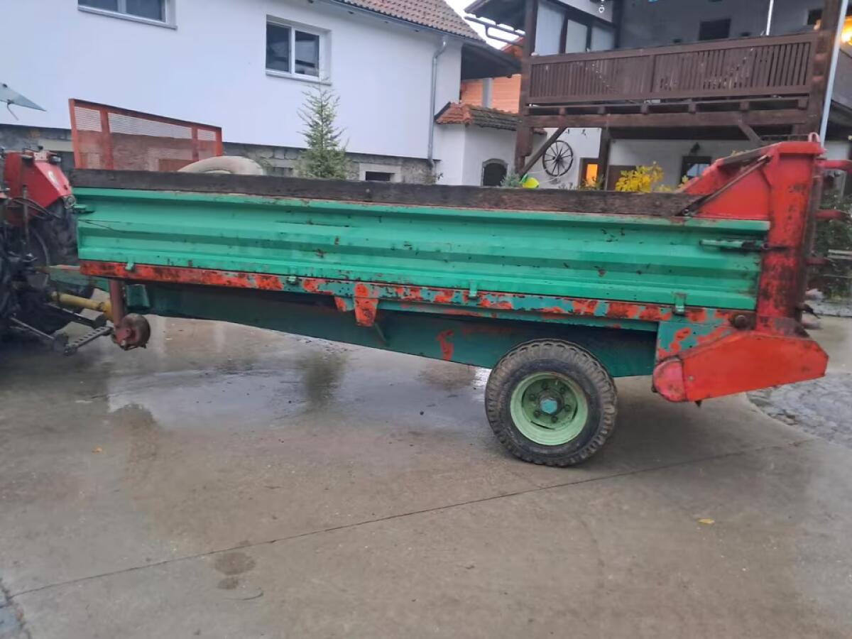 Miststreuer Kirchner und Söhne 4,5 t 2