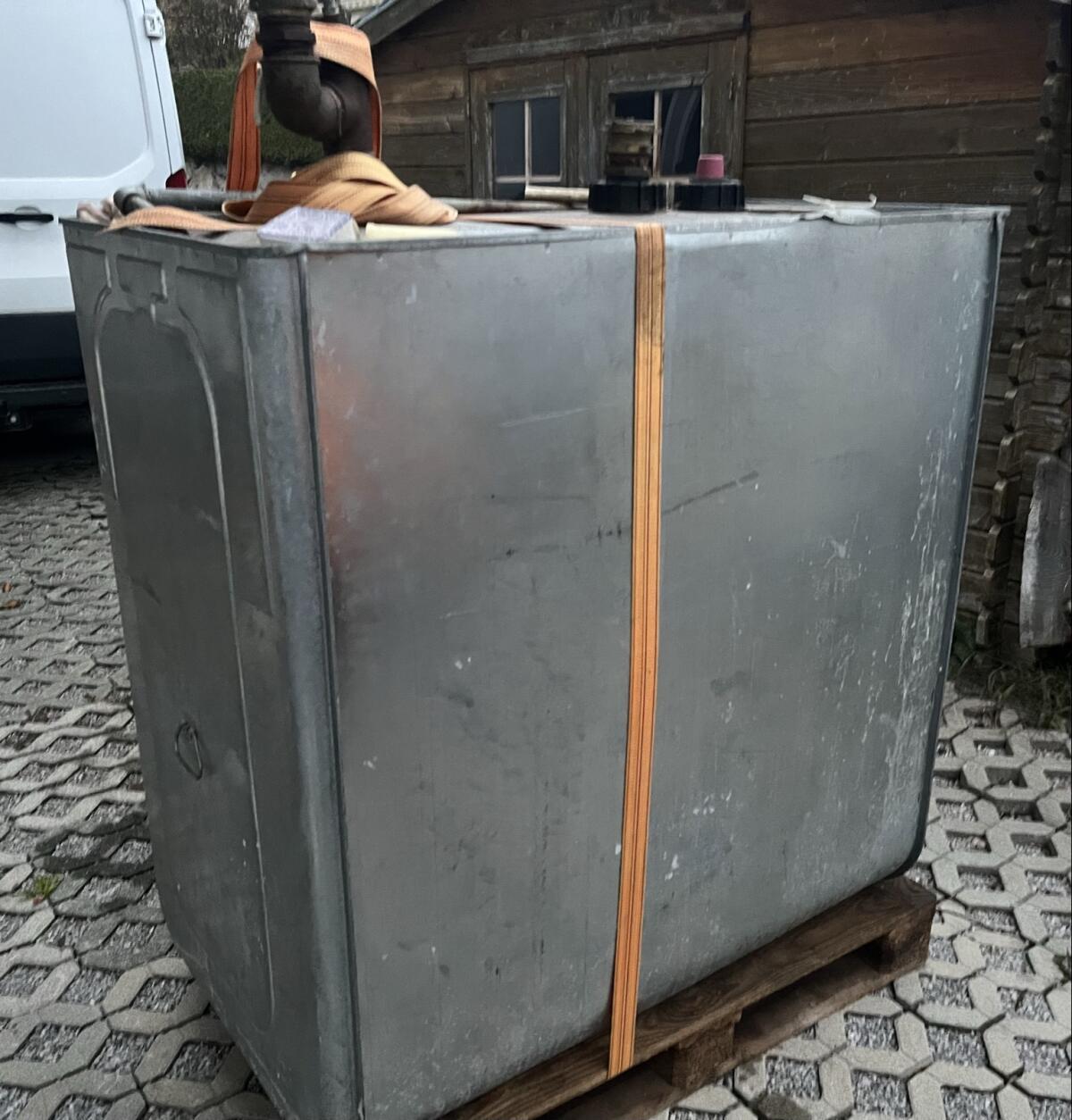 Diesel Tank Hoftankstelle 1