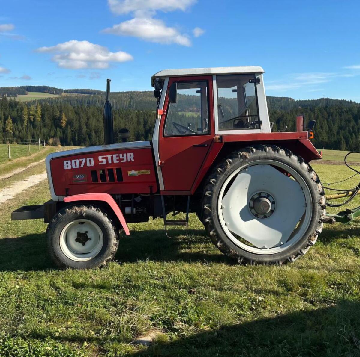 Steyr 8070 1
