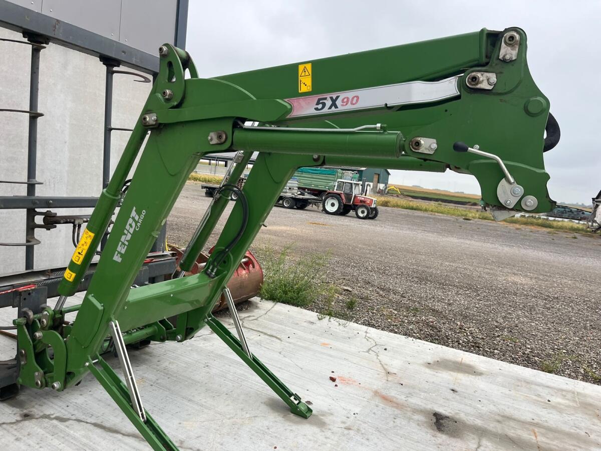 Fendt Cargo 5X90 2