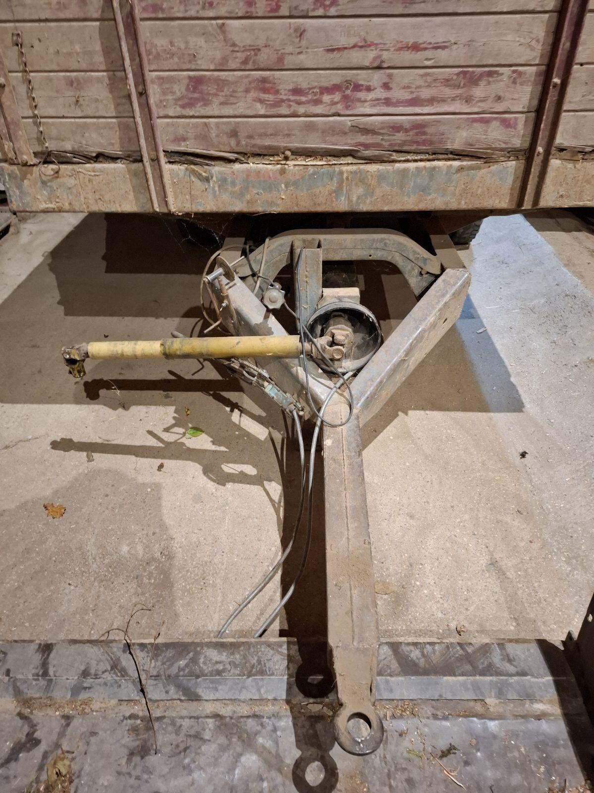 3-Seiten-Kipper Eigenbau 2