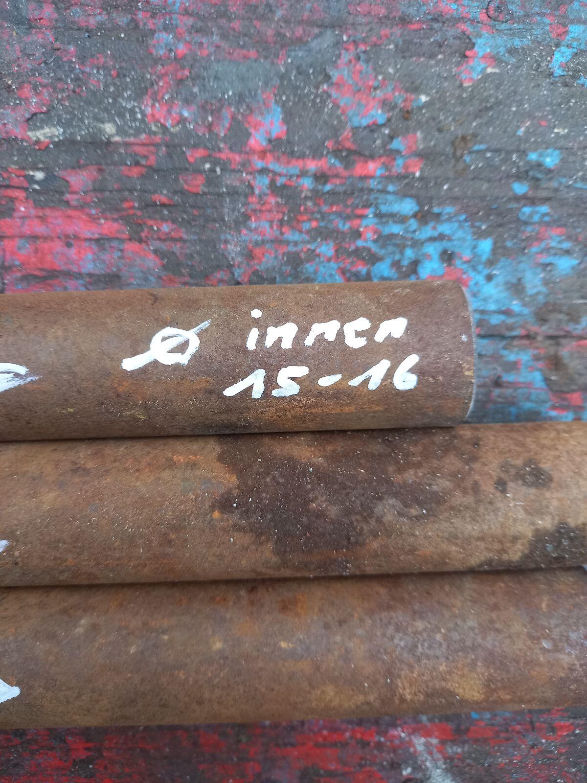 Starkwandige Rundrohre Dm. 34 mm 3