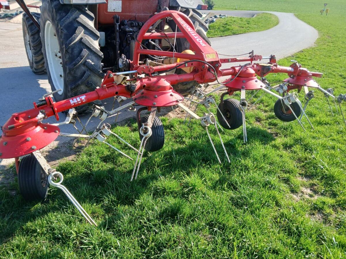 Pöttinger Hit-47 Kreiselheuer 3