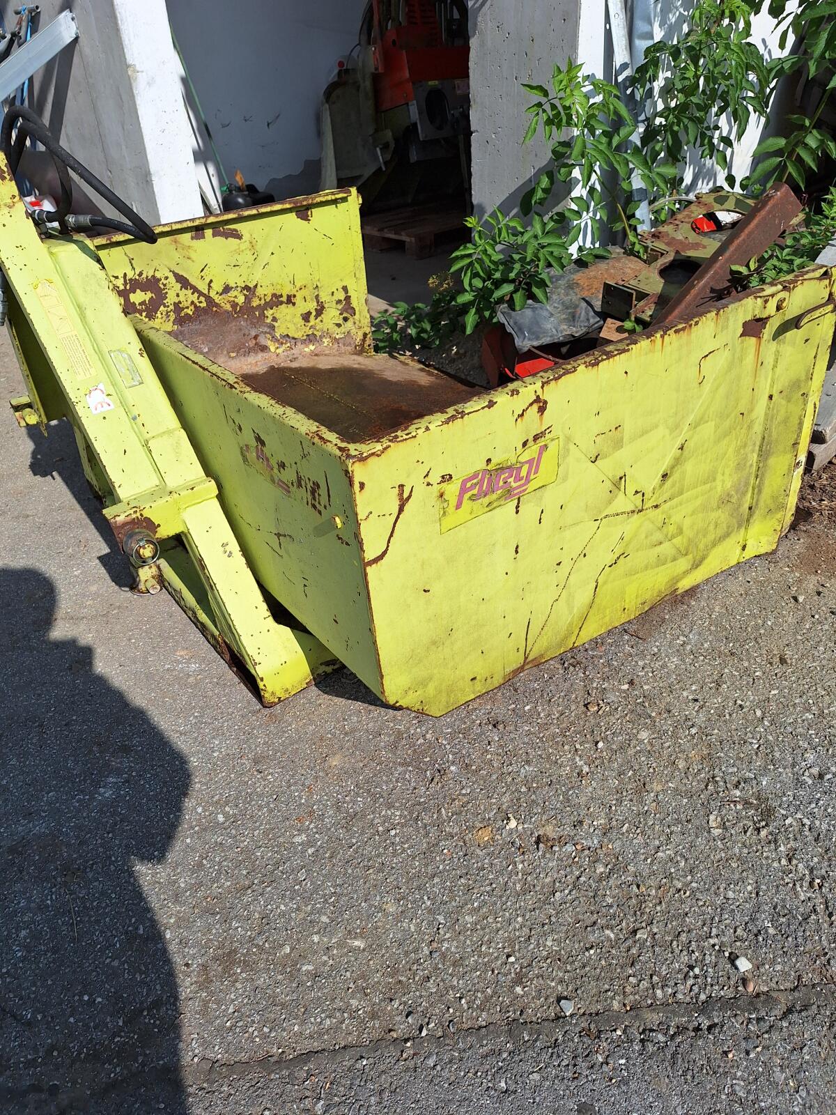 Kippschaufel Fliegl 1