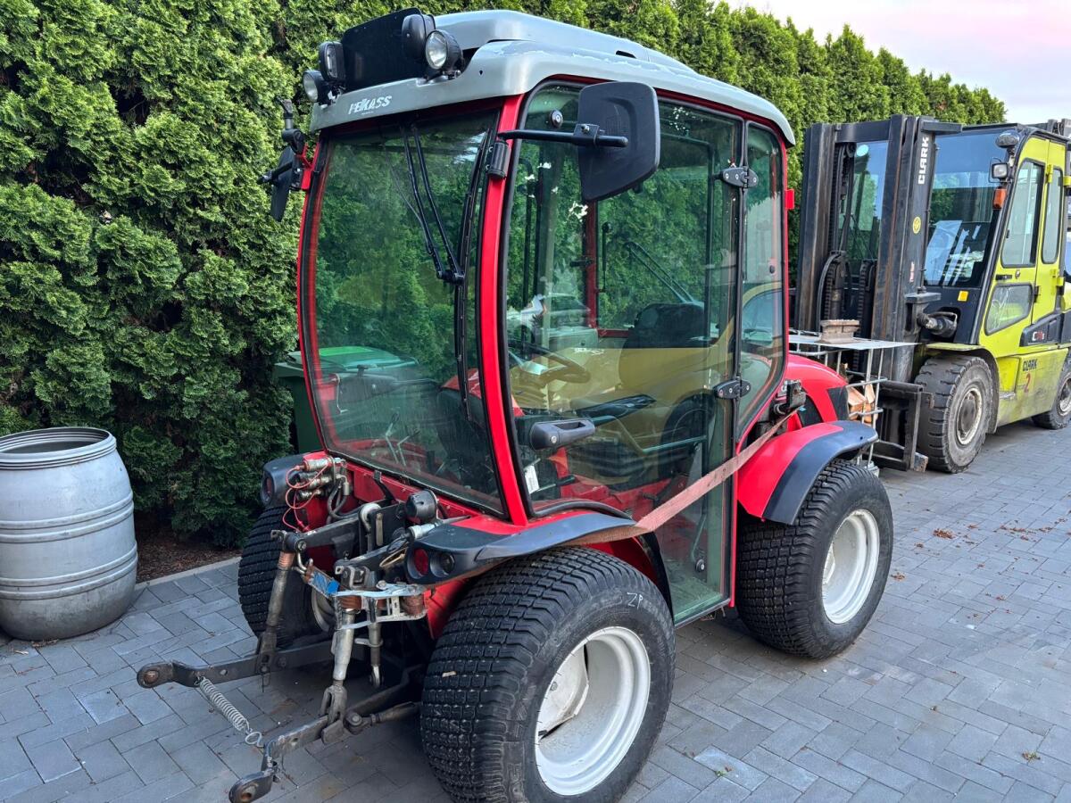 Antonio Carraro TTR 4400 3