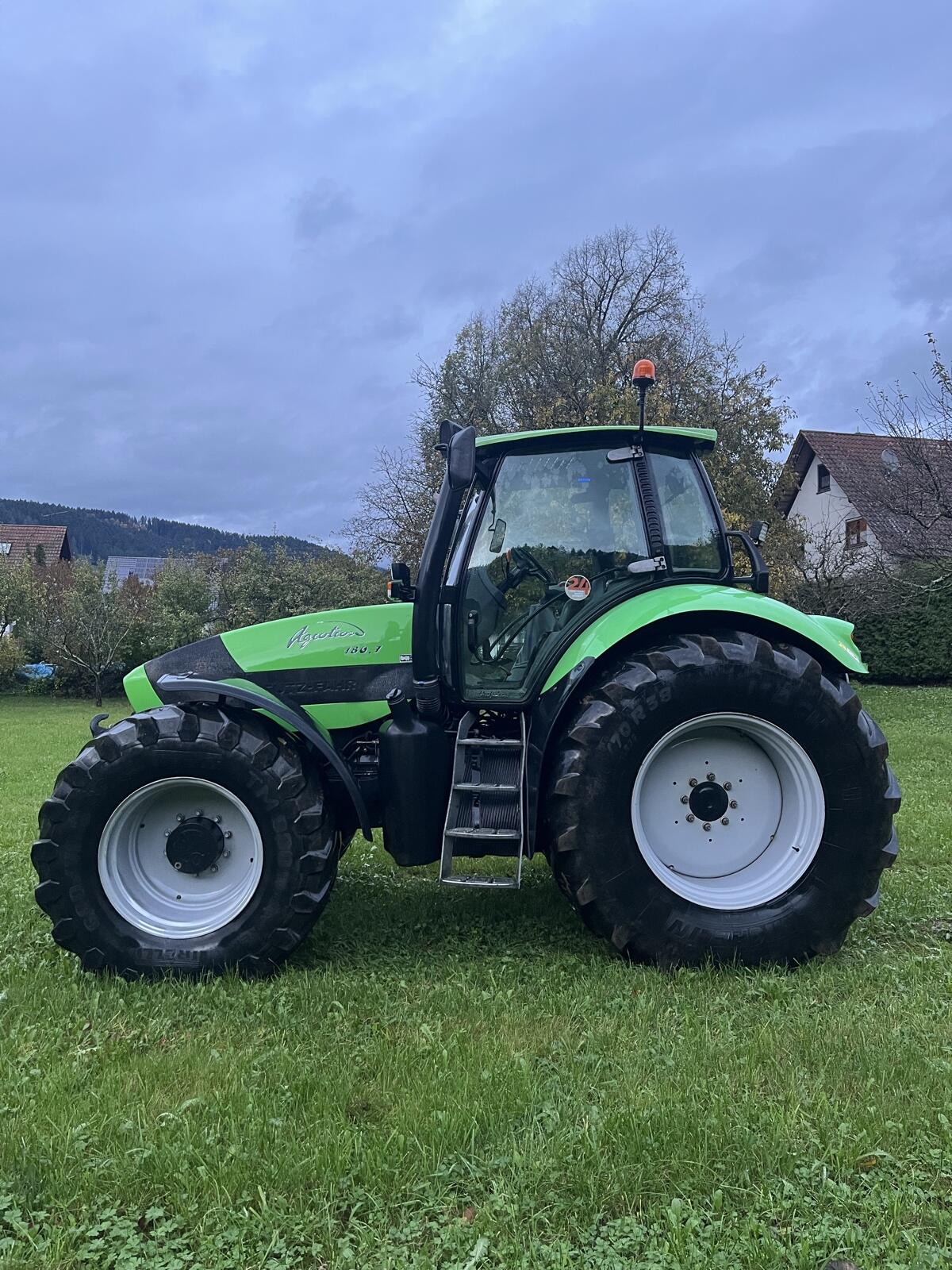 Deutz-Fahr Agrotron 180.7 1