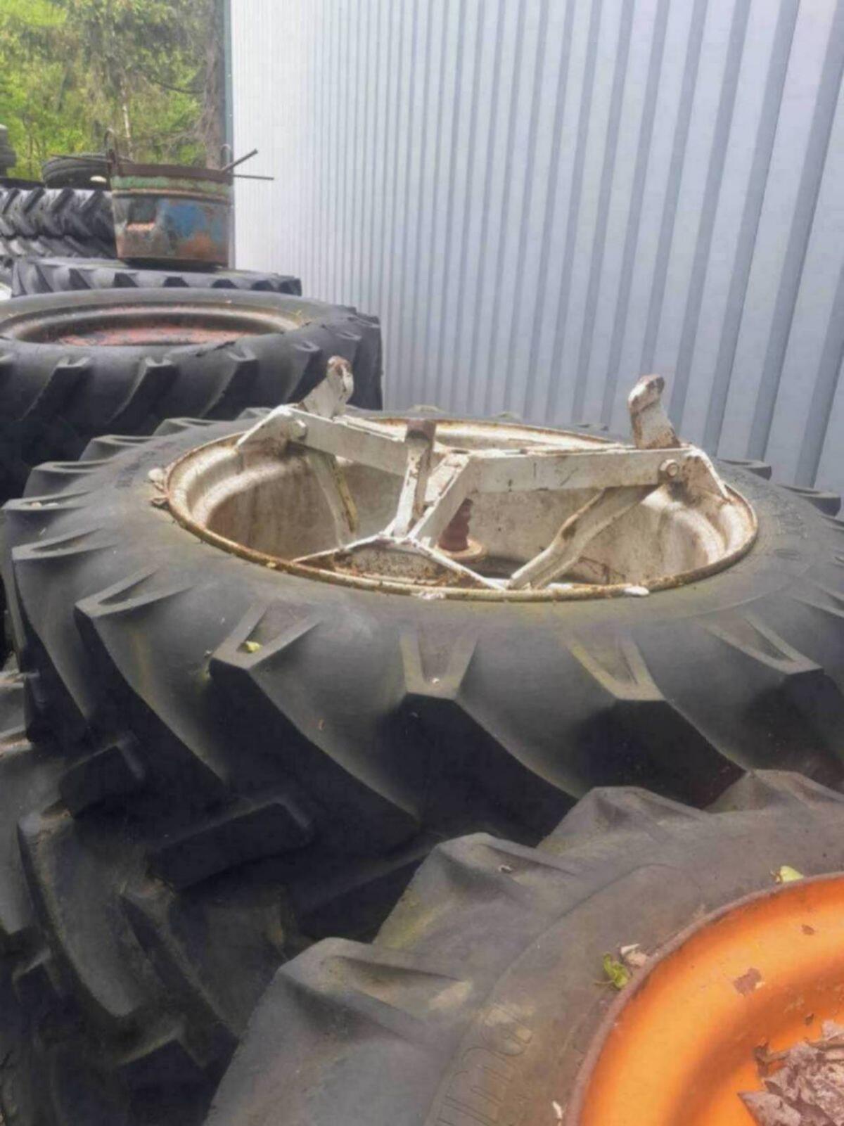 Zwillingsräder 28 Zoll 1