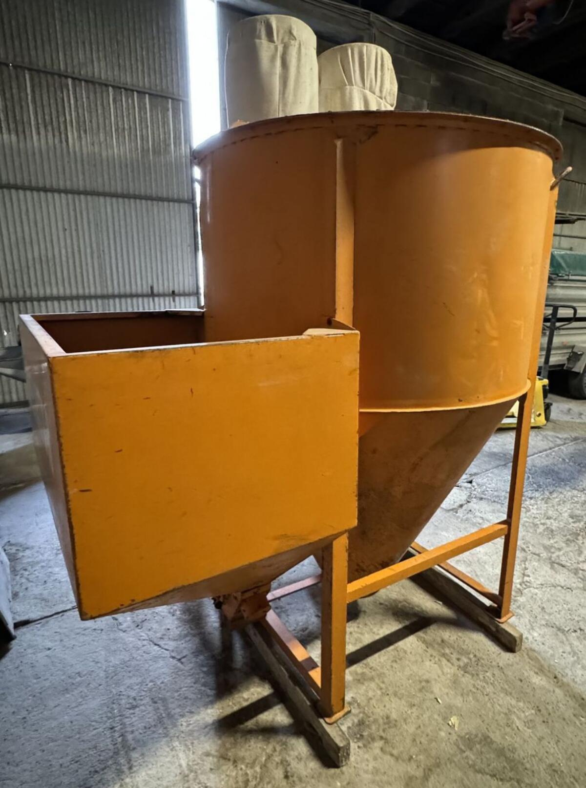 Getreide-/Schrotmühle (Type 750) 2