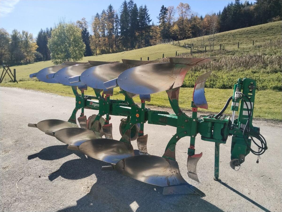 Regent Titan 130 CX VARIO Pflug 2