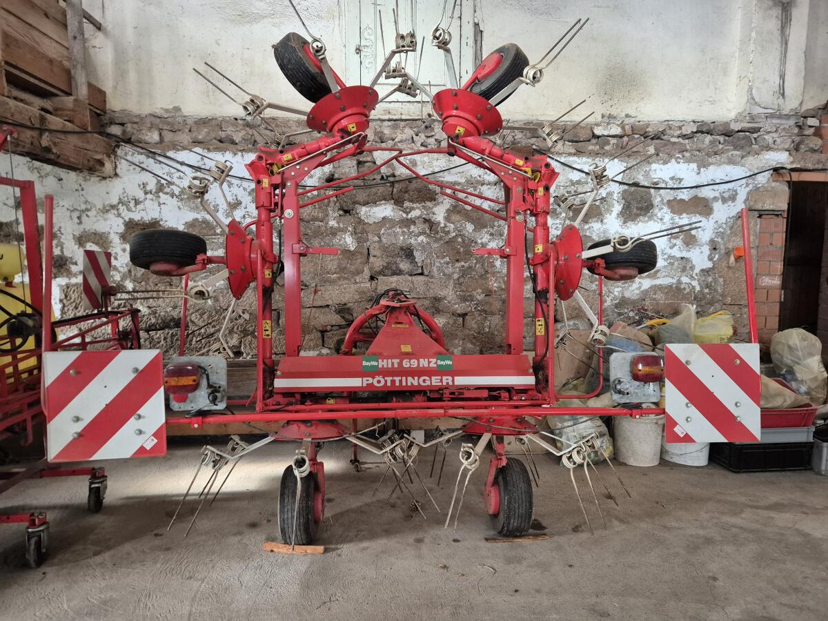 Heuwender Pöttinger HIT 69NZ 1