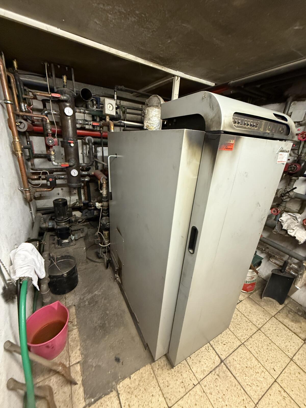 Holzvergaser Ofen 2