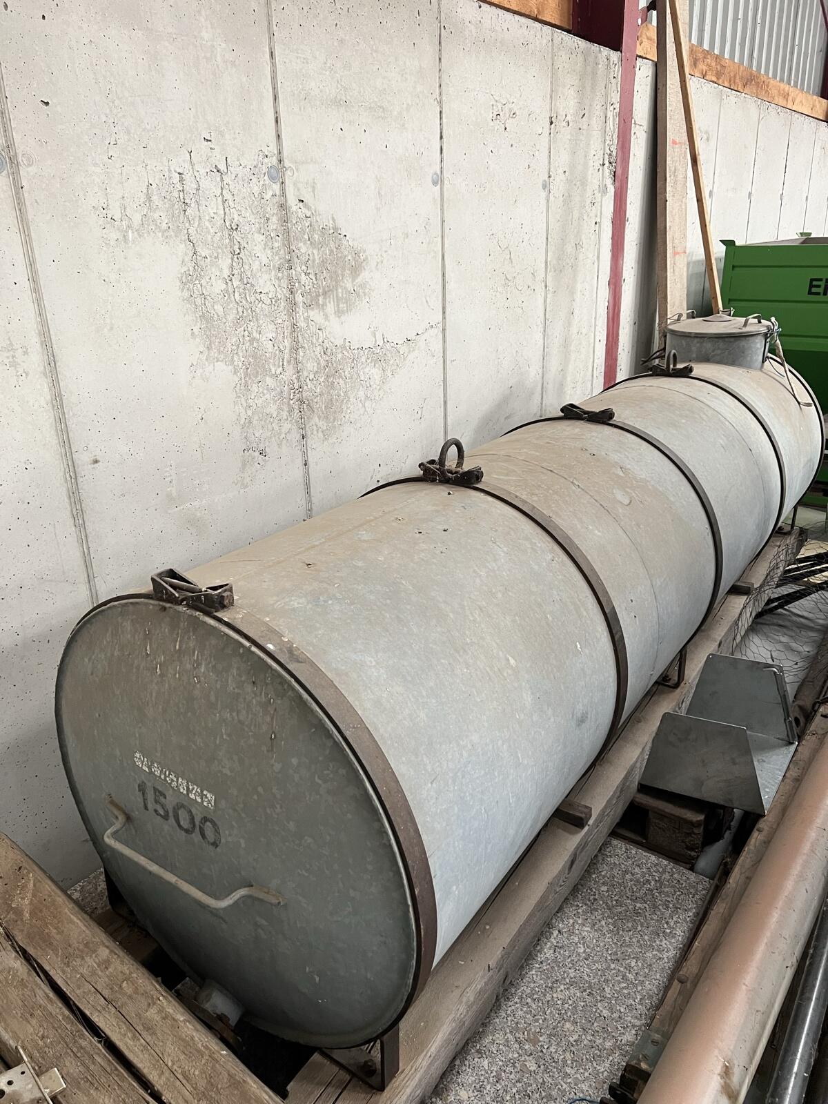 Wasserfass / Jauchefass 1.500 l 1