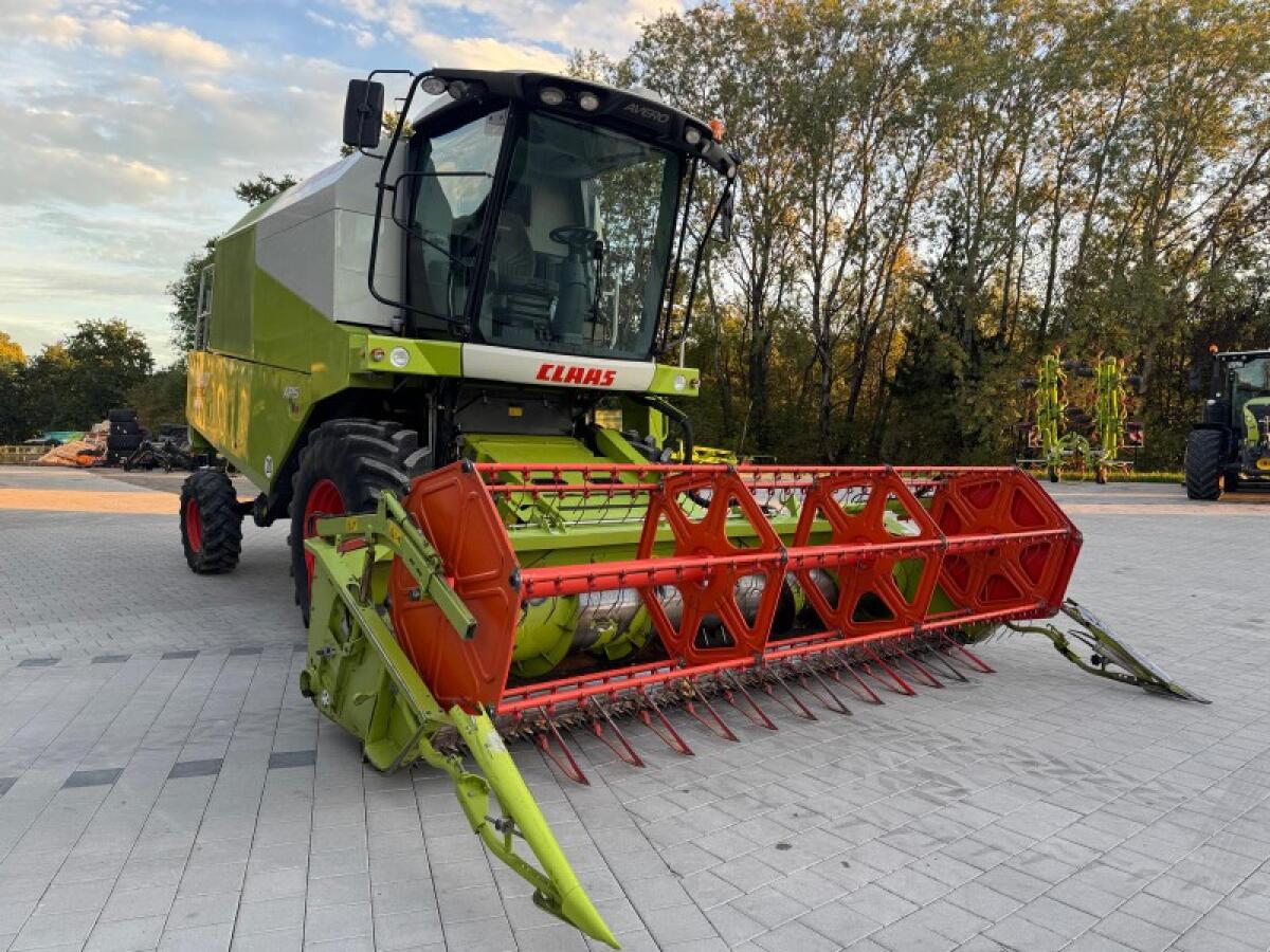 Mähdrescher zu verkaufen Claas Avero 240 APS 2