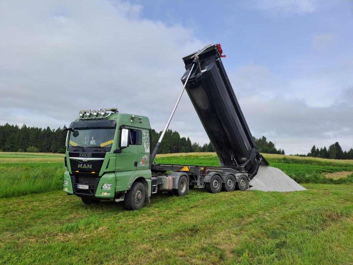 Kalk zur Anwendung für Acker- und Grünland 1