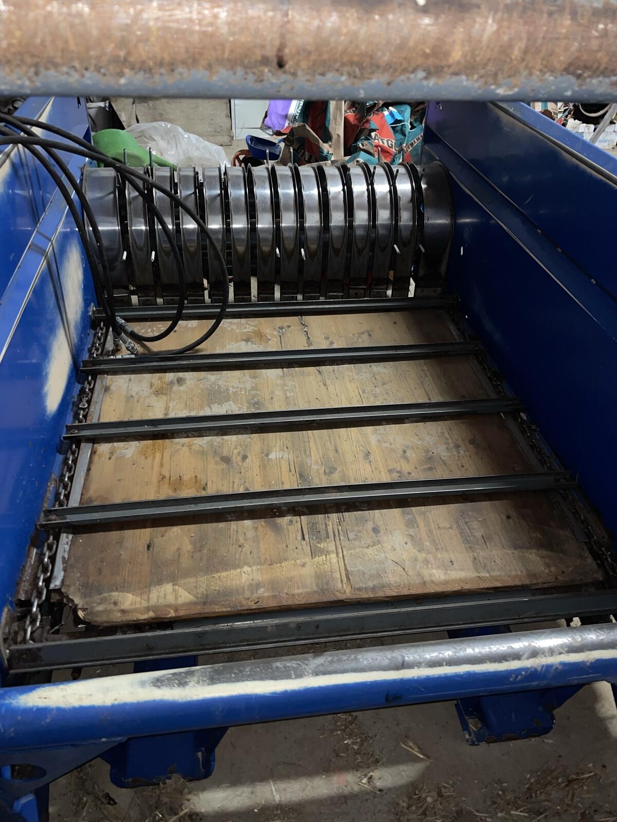 Göweil Rundballenabwickler 2