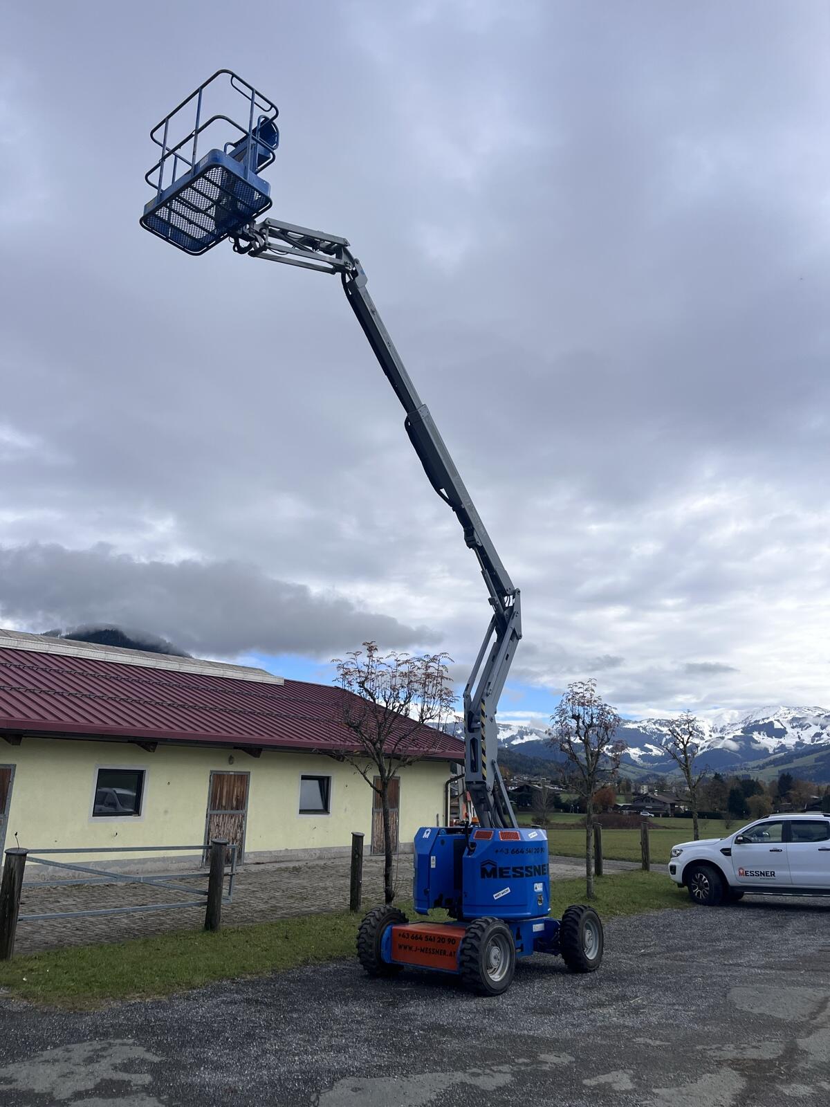 Genie Z34/22 Gelenk-Arbeitsbühne 2