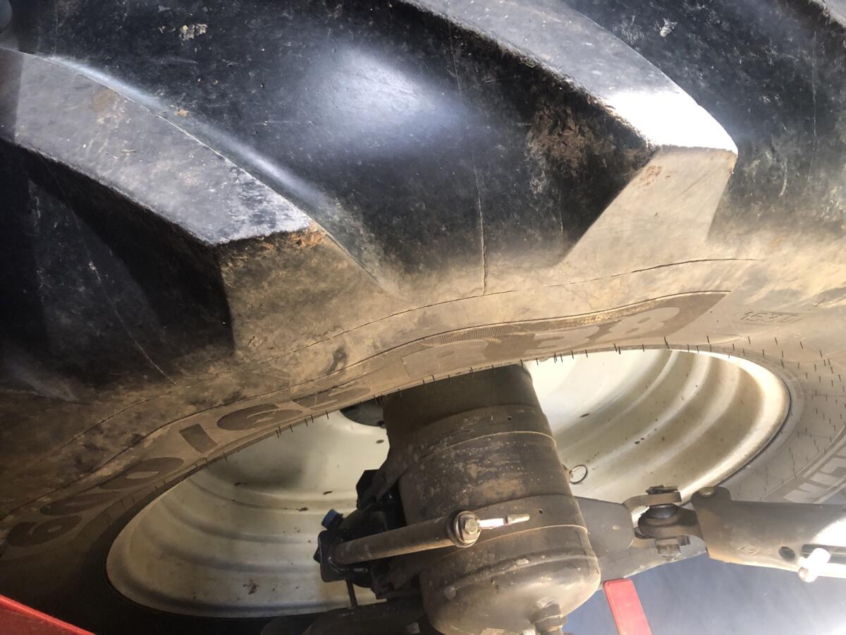 Traktorreifen 600/65 R38 2